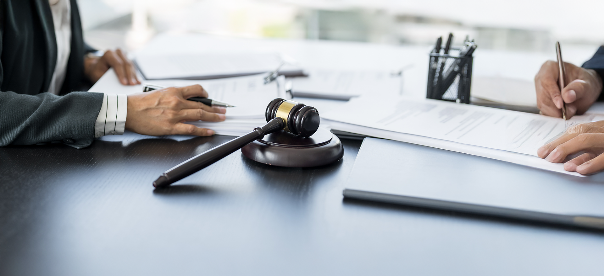 Legal_Banner